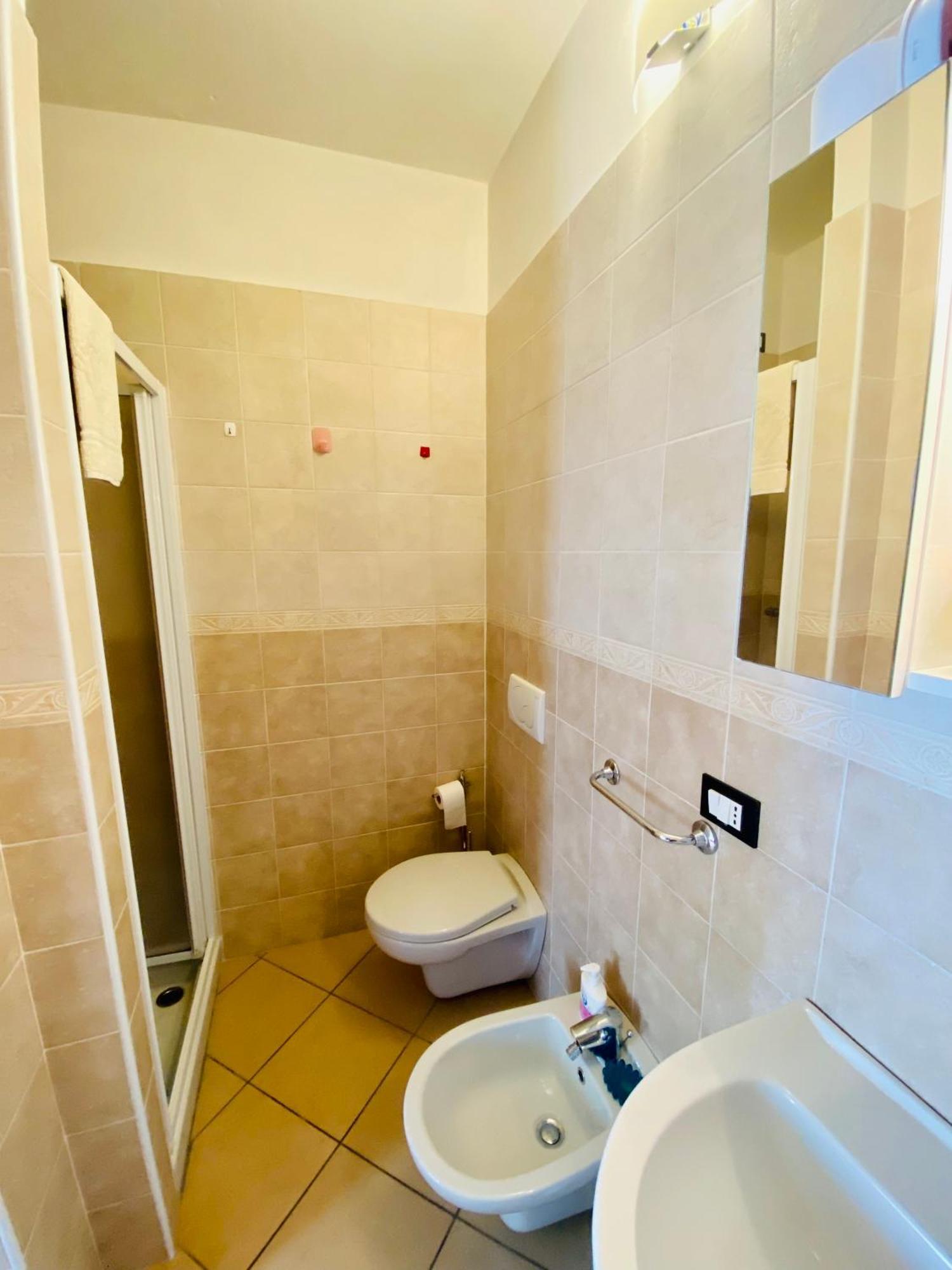 Casa Giuliana Apartment เตโญ ภายนอก รูปภาพ